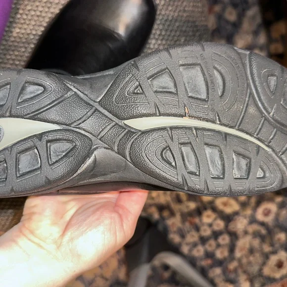 Merrell Black Loafers Slip-Ons with Durable Design Womens 7.5 - Picture 3 of 4